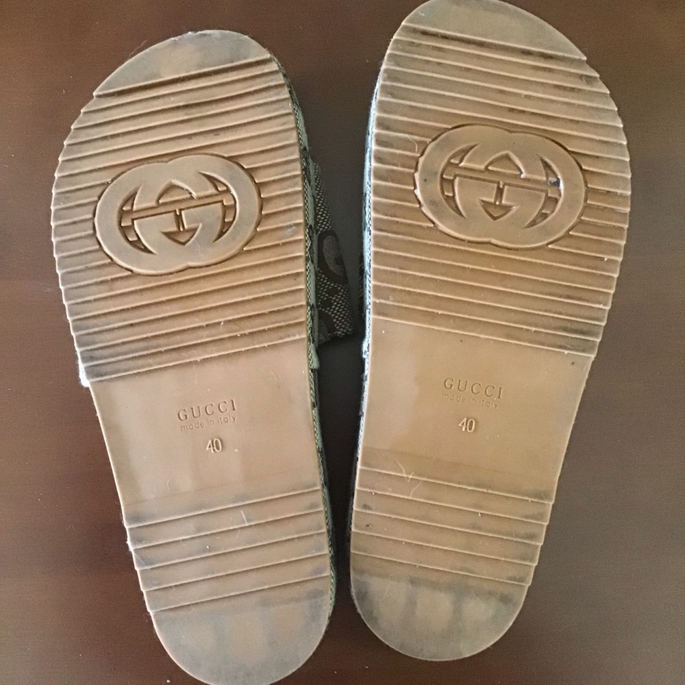 Gucci monogram platform slides Sz 40 US 9.5/10 - Picture 7 of 8